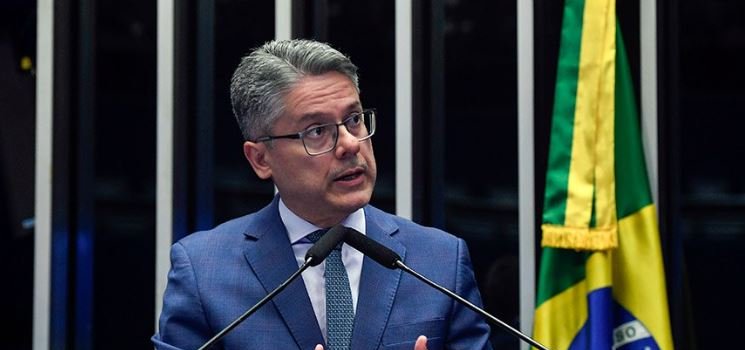 Senador prevê prisão inédita de ministro de tribunal superior durante CPI do Crime Organizado 2 ocrente 1765461917