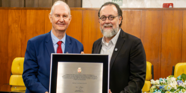 Câmara de SP presta homenagem ao Dia da Bíblia e à Sociedade Bíblica do Brasil 2 ocrente 1765468203