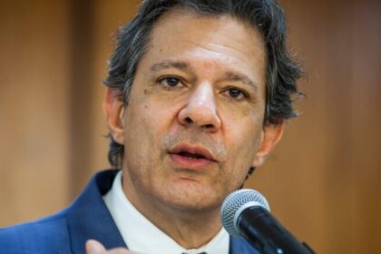 Haddad admite possível saída da Fazenda para apoiar campanha de Lula em 2026 16 ocrente 1765490808