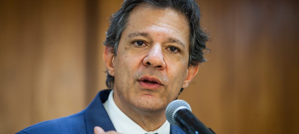 Haddad admite possível saída da Fazenda para apoiar campanha de Lula em 2026 2 ocrente 1765490808