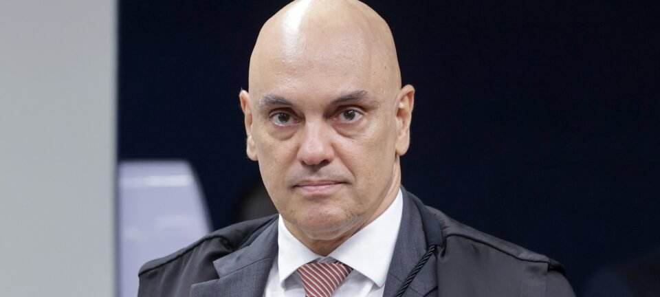 Moraes anula decisão da Câmara e impõe perda imediata do mandato de Carla Zambelli 2 ocrente 1765494331