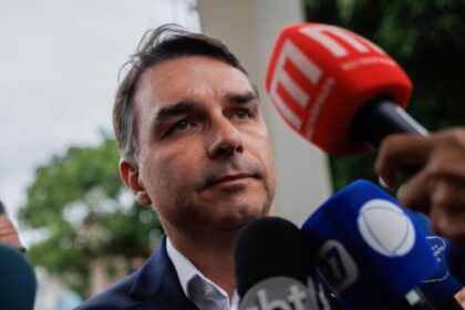Câmara aprova projeto que pode reduzir pena de Bolsonaro e afronta STF 10 ocrente 1765514118