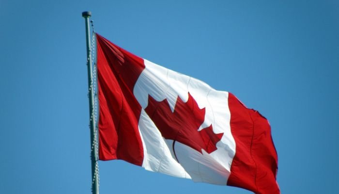 Quebec avalia projeto de lei que proíbe orações e cultos em áreas públicas e campi universitários 2 ocrente 1765643816