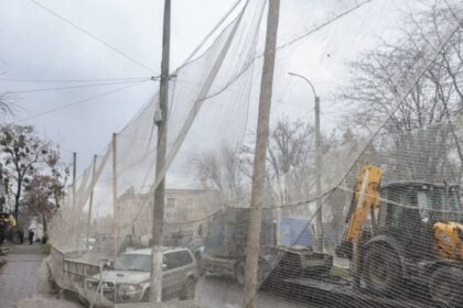 Rússia lança mais de 450 drones e 30 mísseis contra a Ucrânia, diz Zelensky 16 ocrente 1765644566