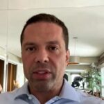 Advogado diz que Carla Zambelli renunciou ao mandato para “sair em grande estilo” 5 ocrente 1765799458