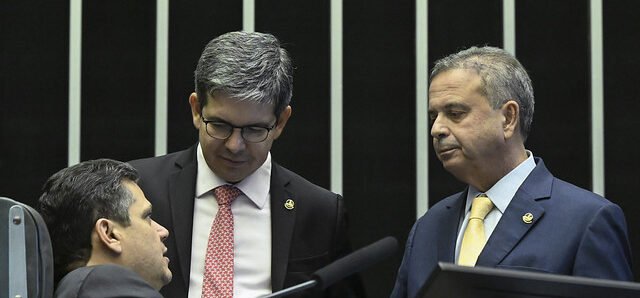 Oposição acelera ofensiva para votar dosimetria no Senado e frustrar estratégia do governo 2 ocrente 1765811991