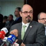 Vice-governador mineiro reafirma apoio a Zema e descarta campanha para Flávio Bolsonaro no 1º turno 5 ocrente 1765815668