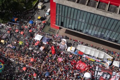 Pimenta diz que protestos contra PL da dosimetria reuniram “sociedade”, não só militantes 12 ocrente 1765823677