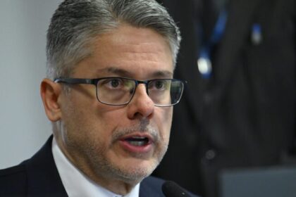 Senador chama de “estelionato” a pressa para votar PL da dosimetria antes do recesso 16 ocrente 1765836326