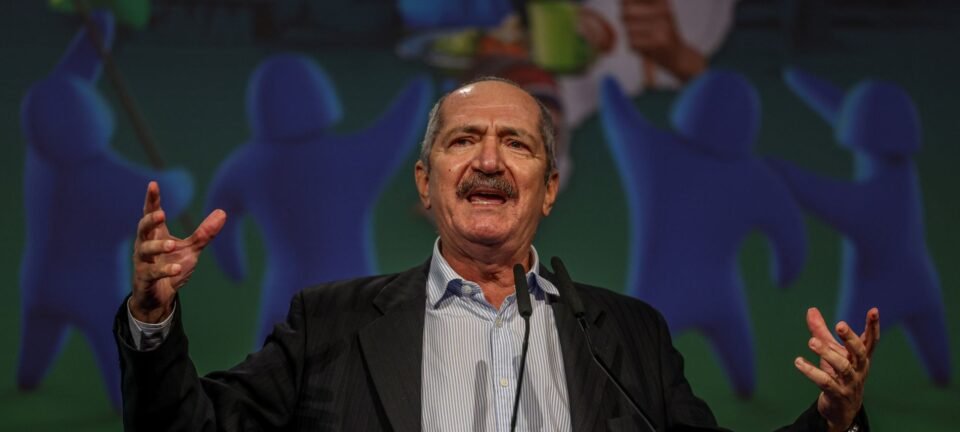 Aldo Rebelo troca MDB pelo Democracia Cristã e anuncia pré-candidatura ao Planalto 2 ocrente 1765940711