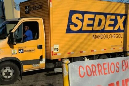 Funcionários dos Correios entram em greve por tempo indeterminado em sete estados 10 ocrente 1765971298