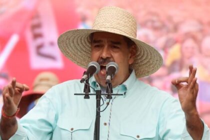 Caracas reage ao bloqueio de petroleiros e acusa EUA de “roubo” das riquezas venezuelanas 2 ocrente 1766025258