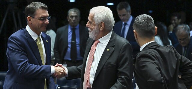 Oposição festeja aprovação da dosimetria no Senado e mantém foco em anistia ampla 2 ocrente 1766071249