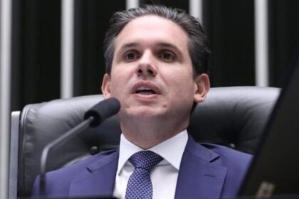 Cassação de Eduardo Bolsonaro e Ramagem pela Mesa da Câmara gera críticas da oposição e apoio de governistas 6 ocrente 1766097314
