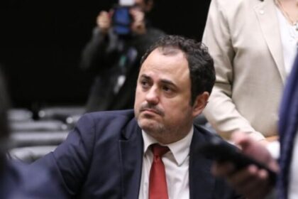 Glauber Braga avalia candidatura ao governo do Rio em 2026 18 ocrente 1766156709