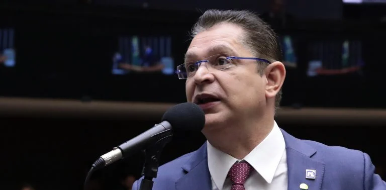 PF encontra mais de R$ 400 mil em espécie na casa do deputado Sóstenes Cavalcante 2 ocrente 1766157630