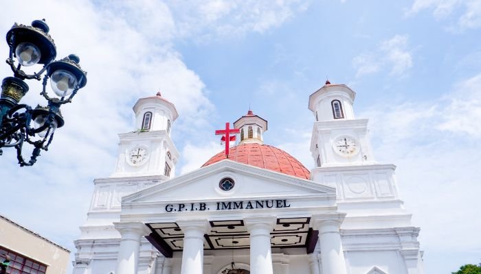 Grupo muçulmano pede demolição de igreja católica na Indonésia dias antes do Natal 2 ocrente 1766162066