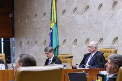 Desaprovação ao STF alcança 44% e bate novo recorde, aponta PoderData 12 ocrente 1766241275