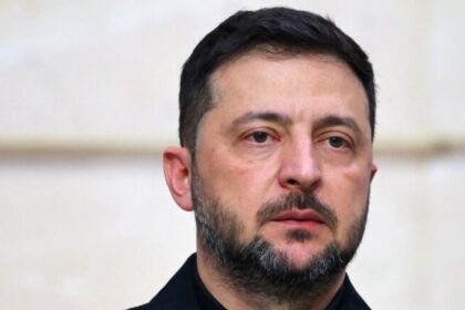 Zelensky afirma em Varsóvia que queda da Ucrânia colocaria Polônia na mira de Moscou 10 ocrente 1766266456