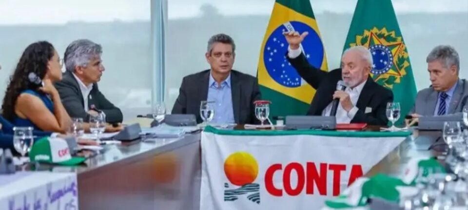 AGU vai à Justiça contra Contag e mais sete entidades por descontos irregulares em benefícios do INSS 2 ocrente 1766269235