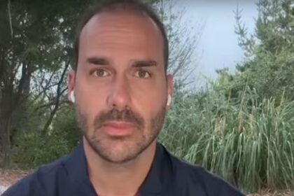 Eduardo Bolsonaro diz ter plano para continuar nos EUA mesmo sem passaporte diplomático 2 ocrente 1766335863