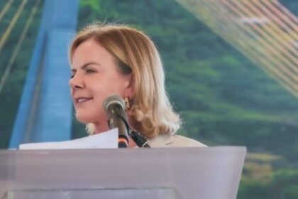 Gleisi Hoffmann atribui avanço da dívida pública à Selic de 15% e omite presidente do BC 2 ocrente 1766423077
