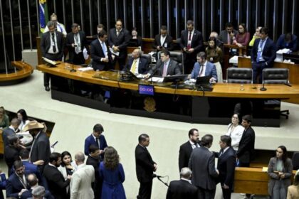 Com aval do Congresso, LDO de 2026 cria brechas e afasta meta do arcabouço fiscal 12 ocrente 1766455490