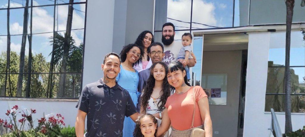Acidente grave faz homem perder 70% da massa encefálica, superar vícios e voltar a andar 2 ocrente 1766626459