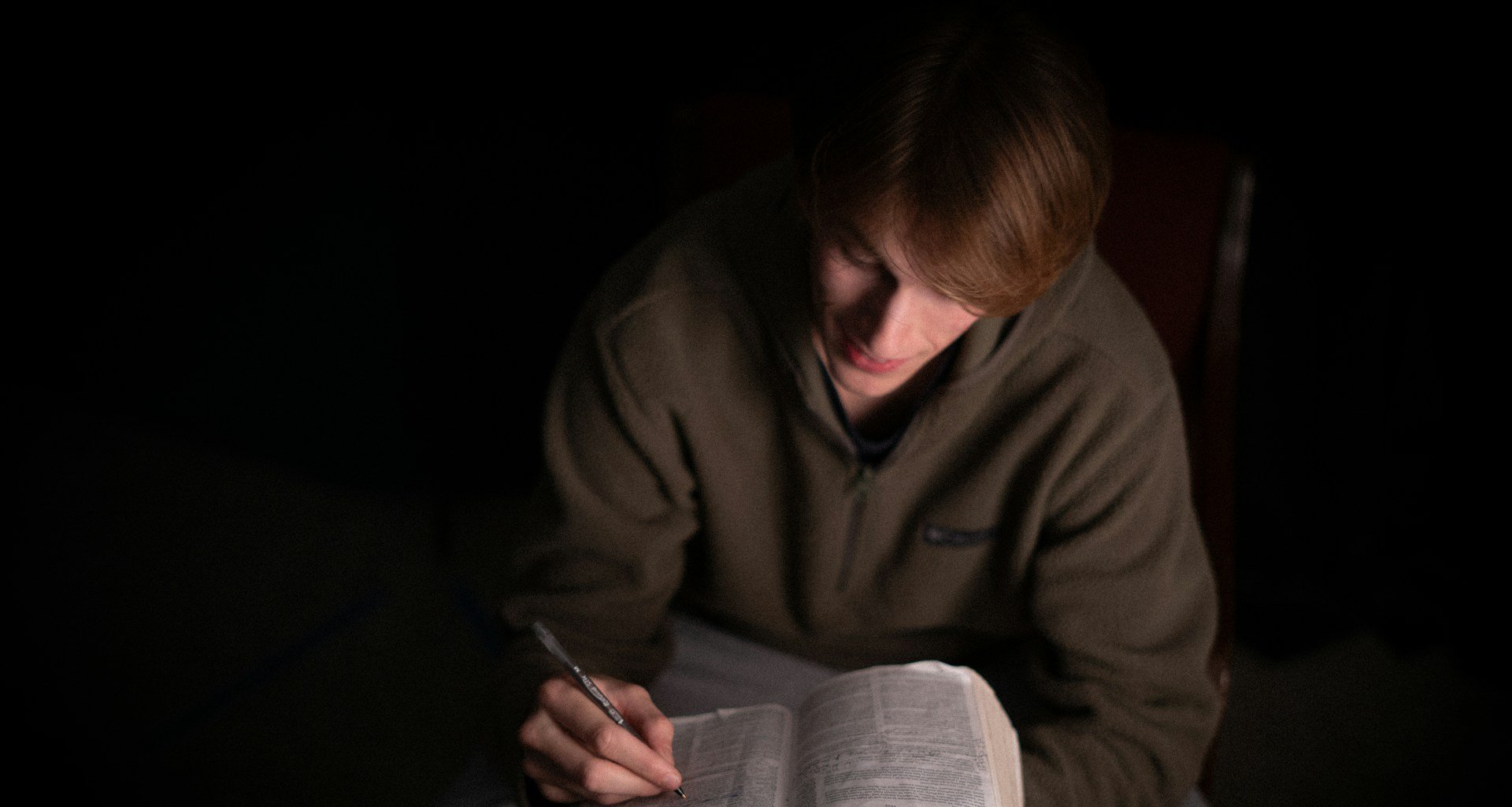 Pesquisa mostra avanço da fé cristã entre adolescentes finlandeses em 2025 2 ocrente 1766630065