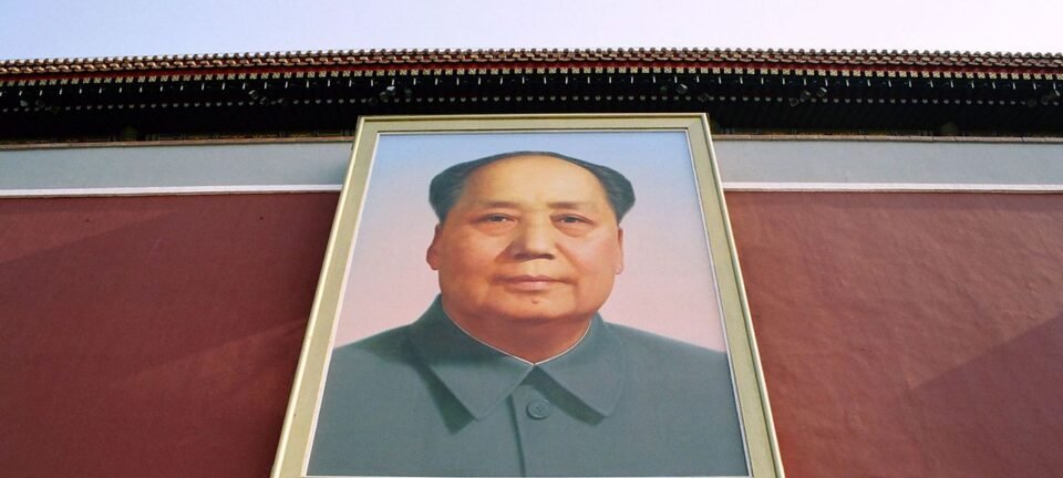 Maduro exalta legado de Mao Tsé-Tung no 132º aniversário de nascimento do líder chinês 2 ocrente 1766801079
