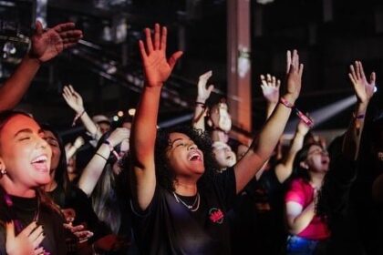 Crença em Deus dispara entre jovens finlandeses que farão confirmação em 2025 20 ocrente 1767107976