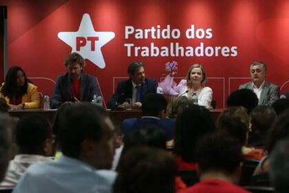 PT publica cartilha de 93 páginas para guiar militância digital em defesa do governo Lula 20 ocrente 1767137720