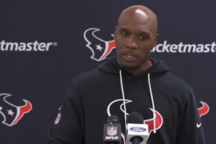Técnico dos Texans atribui vaga nos playoffs à fé do elenco: “Jesus é nossa luz” 14 ocrente 1767157483