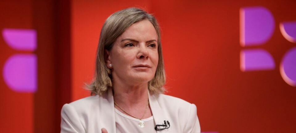 Após crítica da The Economist, Gleisi Hoffmann diz que Lula está “cheio de vitalidade” 2 ocrente 1767207005