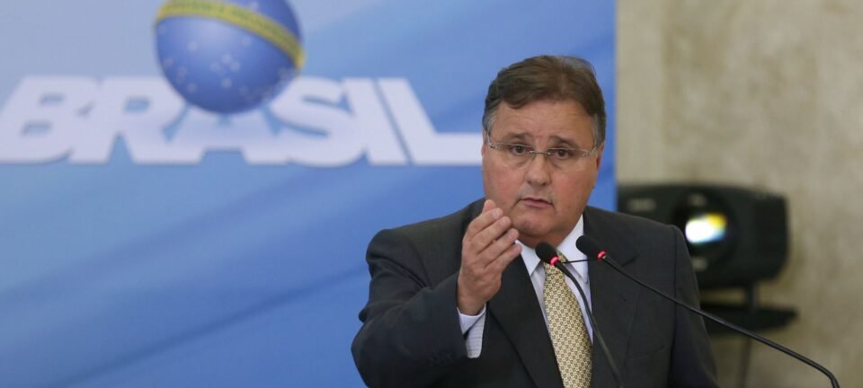 Ex-ministro Geddel Vieira Lima registra queixa após sofrer “mata-leão” em festa de Réveillon 2 ocrente 1767410367
