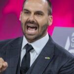 Eduardo Bolsonaro chama direção da PF de “bajuladores de tiranos” após ordem para voltar ao posto de escrivão 5 ocrente 1767413965