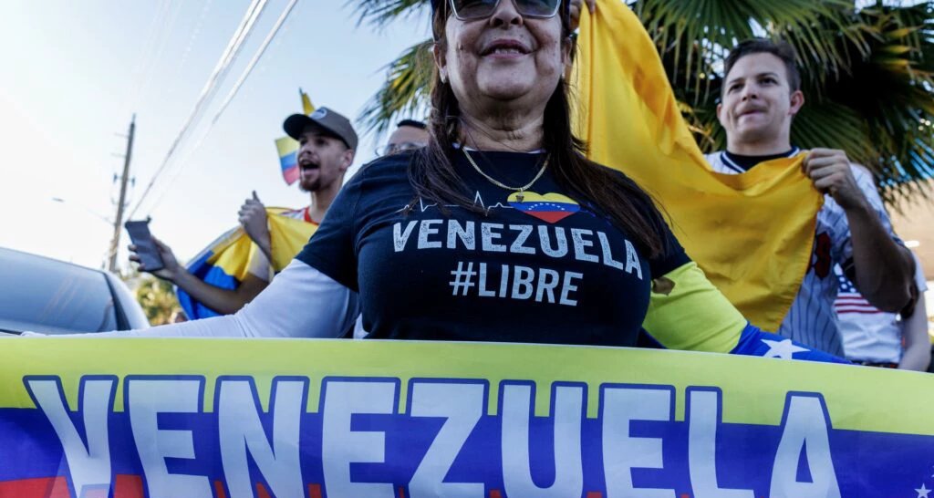 Operação dos EUA prende Nicolás Maduro e esposa na Venezuela 2 ocrente 1767531881