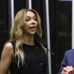 Erika Hilton pede que PGR investigue Flávio Bolsonaro e Nikolas Ferreira por suposta apologia a golpe 4 ocrente 1767637179