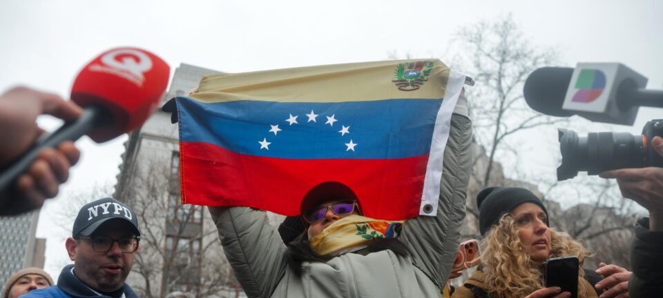Maduro se diz inocente e reafirma presidência da Venezuela em tribunal de Nova York 2 ocrente 1767638988