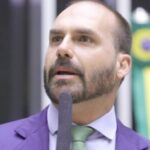 Eduardo Bolsonaro aponta chance de Flávio nomear Jair Bolsonaro ministro em eventual governo 5 ocrente 1767708294