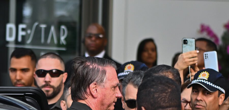 Após queda na cela, Bolsonaro é levado a hospital para exames de cabeça 2 ocrente 1767716409