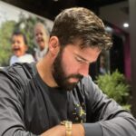 Alisson Becker relata como confiança em Jesus o sustentou após morte do pai 4 ocrente 1767783855