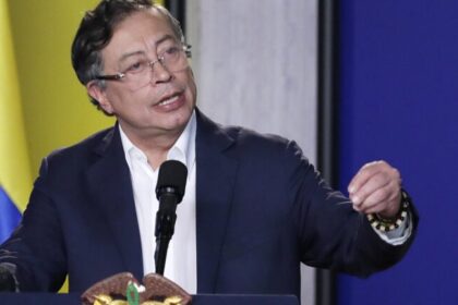 Petro chama Trump de “senil” e diz que presidente dos EUA o vê como traficante por “ganância capitalista” 10 ocrente 1767786562