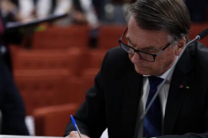 Bolsonaro solicita a Alexandre de Moraes adesão a programa que reduz pena por leitura 4 ocrente 1767912561