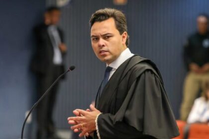 Defesa acusa Moraes de adiar liberdade de Filipe Martins ao acionar PGR sem prazo 14 ocrente 1768060193