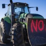 Produtores europeus estendem bloqueios de estradas e porto contra acordo UE-Mercosul 4 ocrente 1768161893