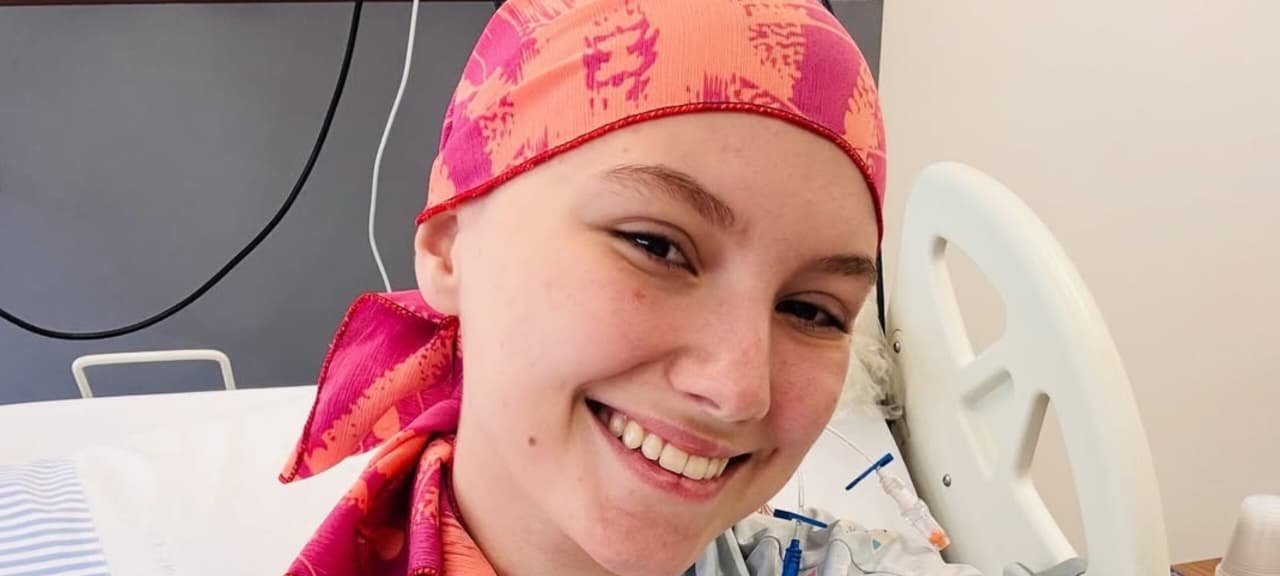 Influenciadora Isabel Veloso morre aos 19 anos após longa luta contra câncer e deixa mensagem de fé 2 ocrente 1768254631
