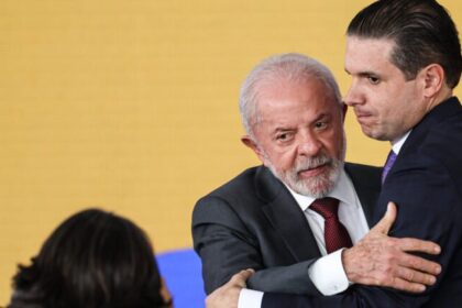 Motta condiciona apoio à reeleição de Lula a “gestos de reciprocidade” 12 ocrente 1768287876