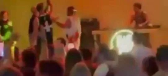 Vaias e arremesso de objetos forçam banda Big Up a abandonar palco em Santa Catarina 2 ocrente 1768334668