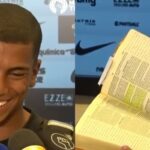 Estreante do Corinthians surpreende ao conceder entrevista com Bíblia em mãos na Neo Química Arena 4 ocrente 1768339210